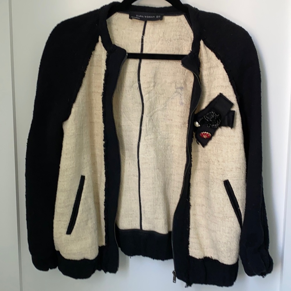 Gorgeous Zara embroidered bomber